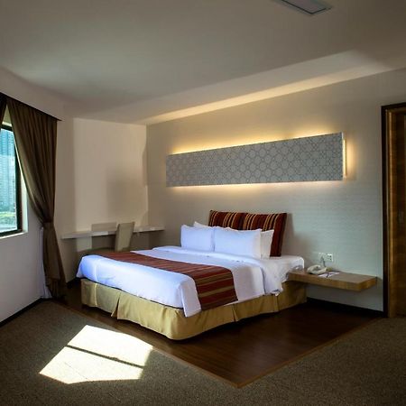 Grand Barakah Hotel Ampang  Exterior foto